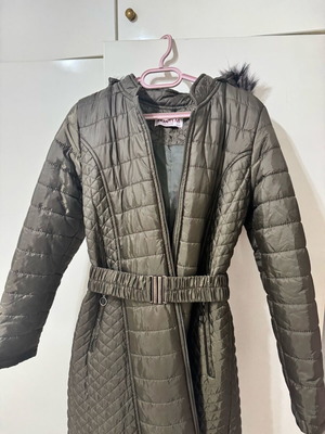 Long quilted jacket with hood like new, khaki, size L