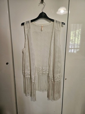 Bershka vest with fringes used, white, size M