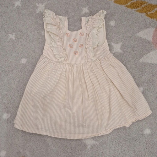 Girls' dresses pack of 5, like new, size 3-4 years, colorful