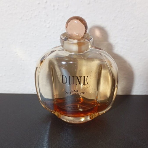 Dior Dune Eau de Toilette 50ml μεταχειρισμένο με ράγισμα και κολλημένο καπάκι