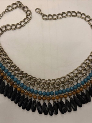 Choker with beads like new, multicolored and gold-tone