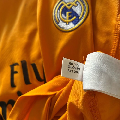Real Madrid Gareth Bale 2013/14 Third Jersey Small like new