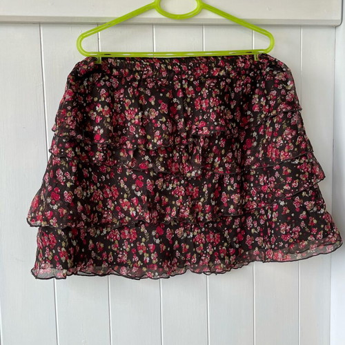 Boho floral skirt used, La Redoute Collections, black and pink