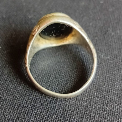 Silver ring with onyx 835 used, size 19.2 mm
