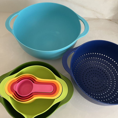 Joseph Joseph Nest Plus 8-Piece Plastic Kitchen Measuring Set like new