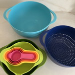 Joseph Joseph Nest Plus 8-Piece Plastic Kitchen Measuring Set like new
