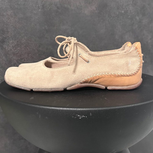 Nautica beige suede ballet flats size 37 like new