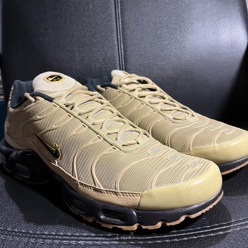 Nike TN sneakers like new, black and yellow, size 47