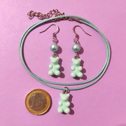 Children's jewelry set earrings and necklace with blue gummy bear new