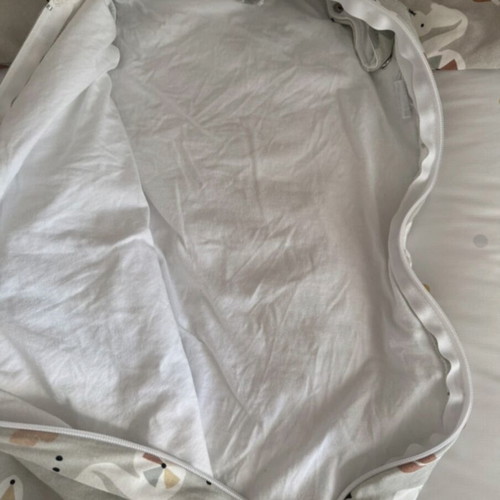 Tender sleeping bag 1tog used, up to 6 months, removable sleeves