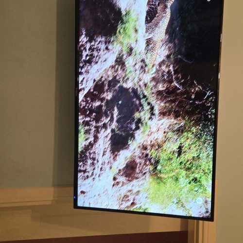 TurboX 40-inch TV 2022 model, like new, non-smart
