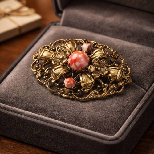 Vintage pins used, set of 3, red