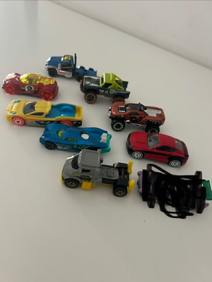 Hot Wheels toy cars used, pack of 8 pieces