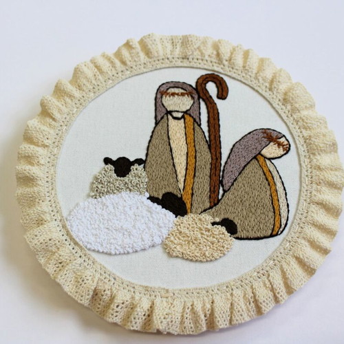 Shepherds with 3D embroidered lambs, 15cm, new