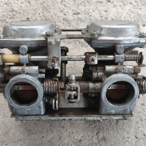 Double Carburetor Mikuni used from Yamaha SX250