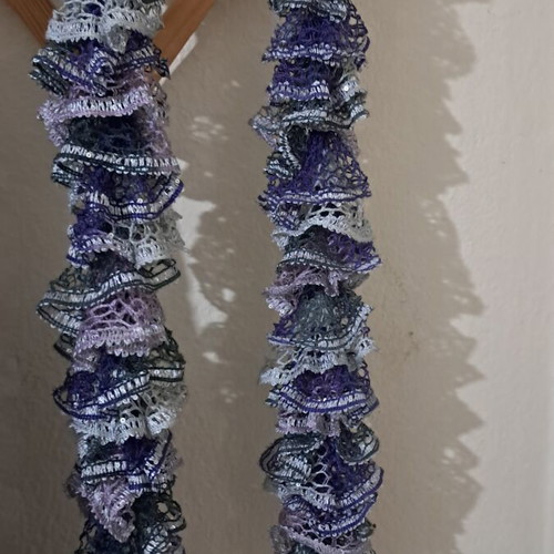 Handmade knitted scarf like new, gray and purple, 1.60m length