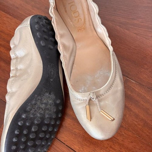 Tod's ballerinas size 37 like new, gold