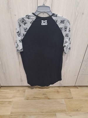 Owl T Shirt like new, size M, black and grey