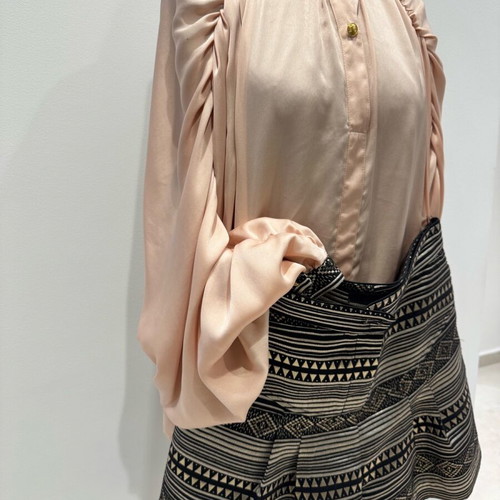 Nema shirt and shorts like new, multicolored with details