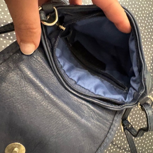 Vera Pelle leather crossbody bag new, blue with fan design