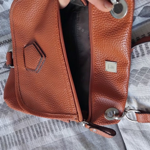 Kem leather crossbody bag like new, brown