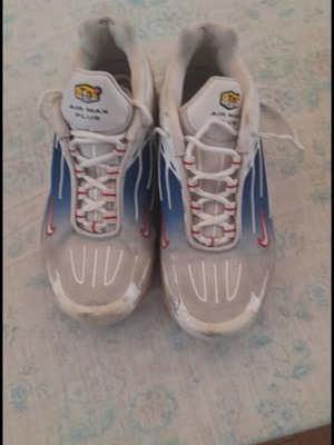 Women's athletic shoes size 40 for work