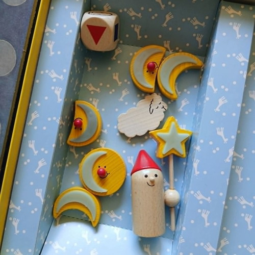 Gute Nacht board game used, educational moon phases toy for kids