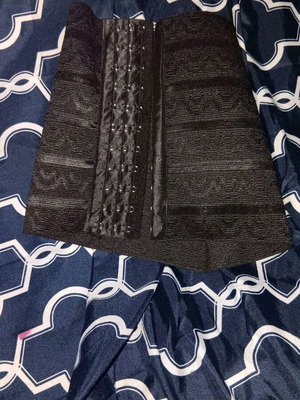 Waist trainer like new, short length, size Large
