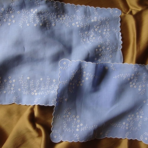 Vintage Linen Embroidery Set Table Runner with Two Napkins Thalassaki New