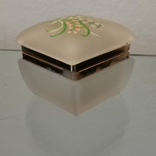 Glass vintage jewelry box used with floral decoration on lid