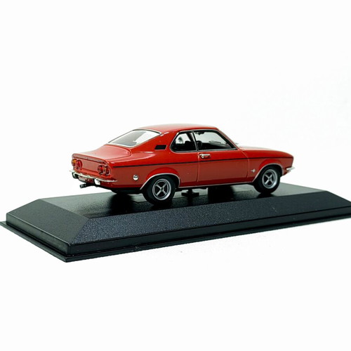 Opel Manta Cardinal Red 1:43 Minichamps diecast model new