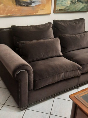 Fendi velvet sofas 2-seater and 3-seater like new, mouse color