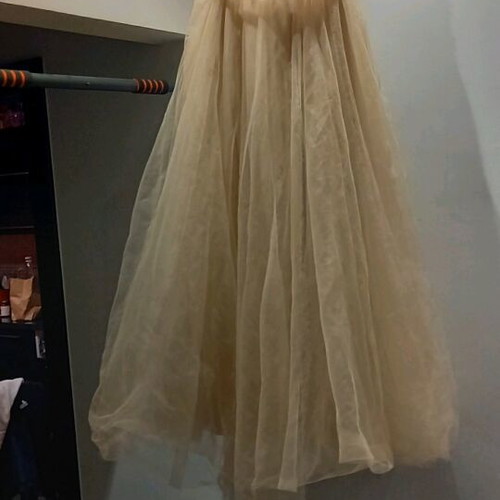 Nifiko dress new, size M 38 10, beige Favela