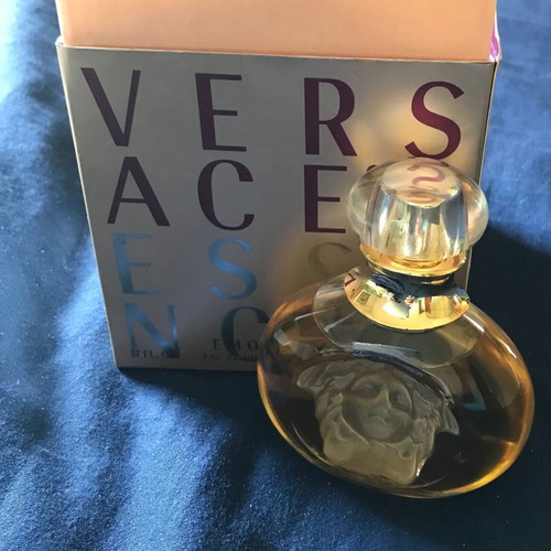 Versace perfume regular Eau de Toilette 50 ml new, authentic