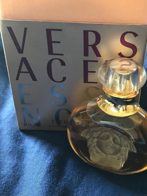 Versace άρωμα κανονικό Eau de Toilette 50 ml καινούργιο, αυθεντικό