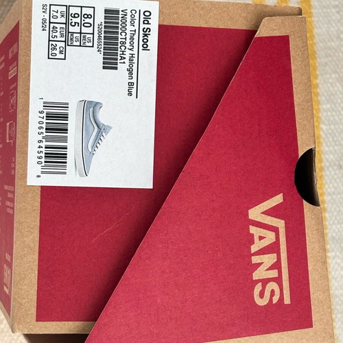 Vans athletic shoes used, size 40.5, purple and turquoise