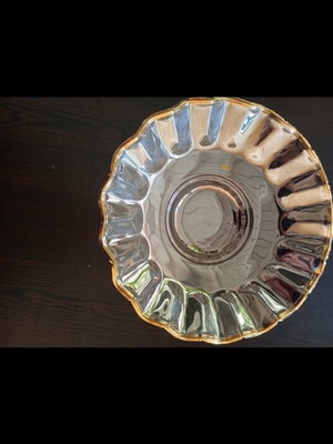 Fountain with 24K gold base new