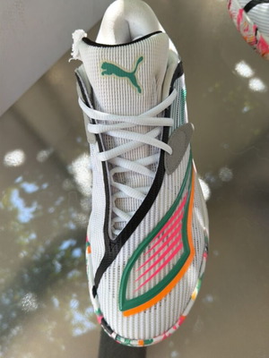 Puma Nitro Neymar Junior sports shoes, size 42, white