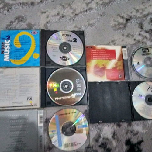 Music CDs like new, pack of 5