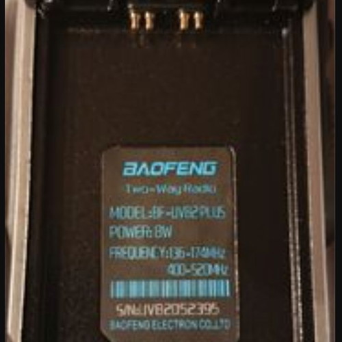 VHF/UHF 8W Transceiver new with accessories