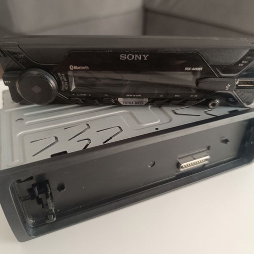 Sony DSX-A410BT car stereo with Bluetooth, USB, NFC, Extra Bass