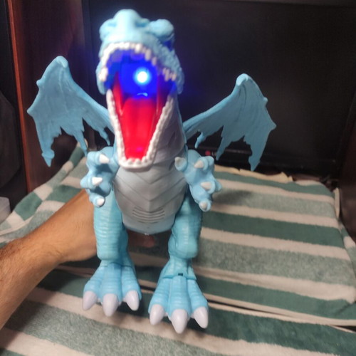 Zuru Robo Alive Ice Blasting Dragon like new