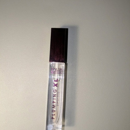 MUA Plumbing XL lip gloss sealed