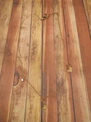 Butterfly necklace like new