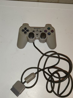 PlayStation (PS1) controller used