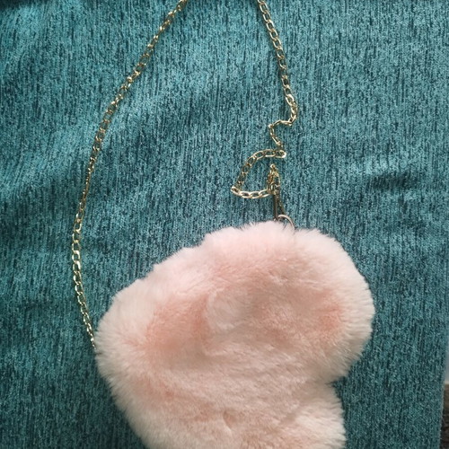 Shein pink fluffy heart-shaped shoulder bag used with chain