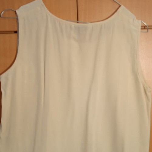 Olsen silk top like new, light beige, size other