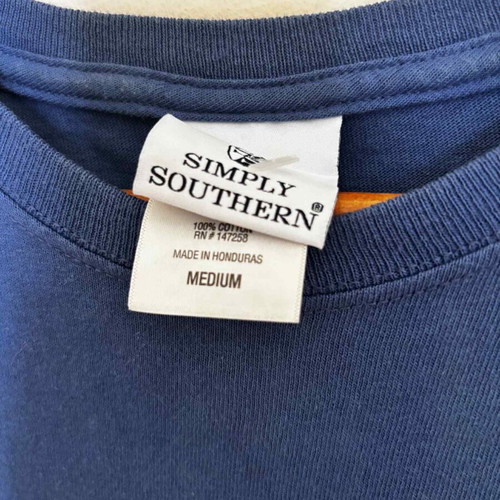 T shirt Simply Southern Collection new, size medium, blue