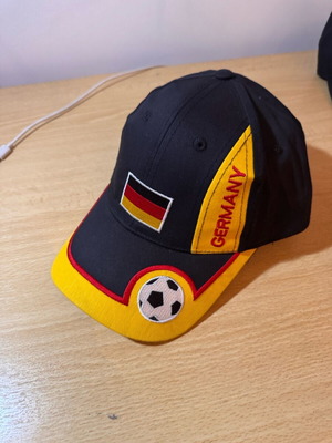 Baseball hat like new, one size