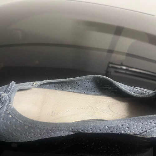 Women’s ballet flats like new, size 41, blue suede